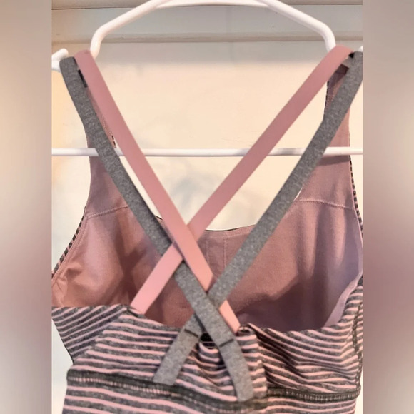 Lululemon Stripped Sports Bra - Picture 4 of 5